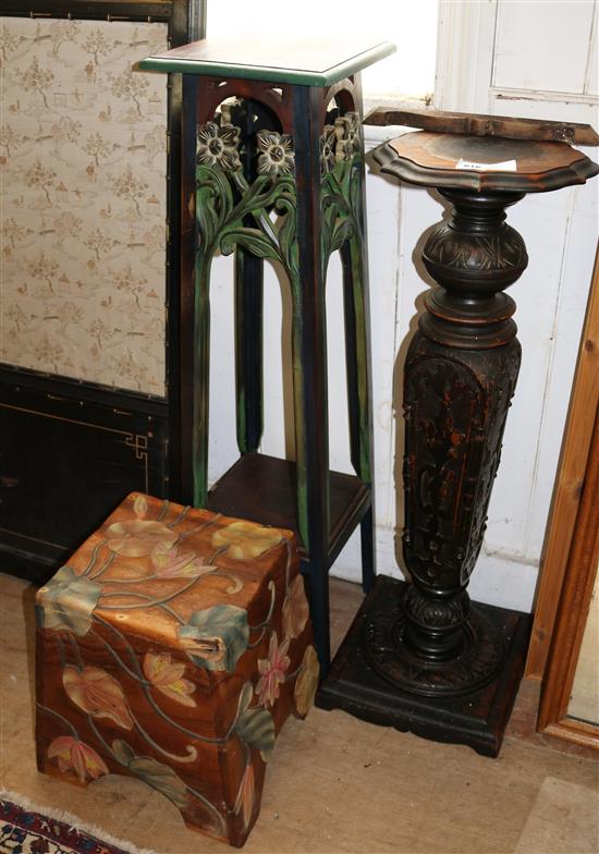 Bedpost jardiniere stand, Indonesian jardiniere stand & stool(-)